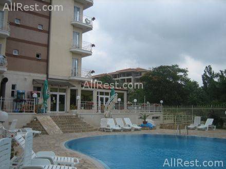 Ritza Hotel 15